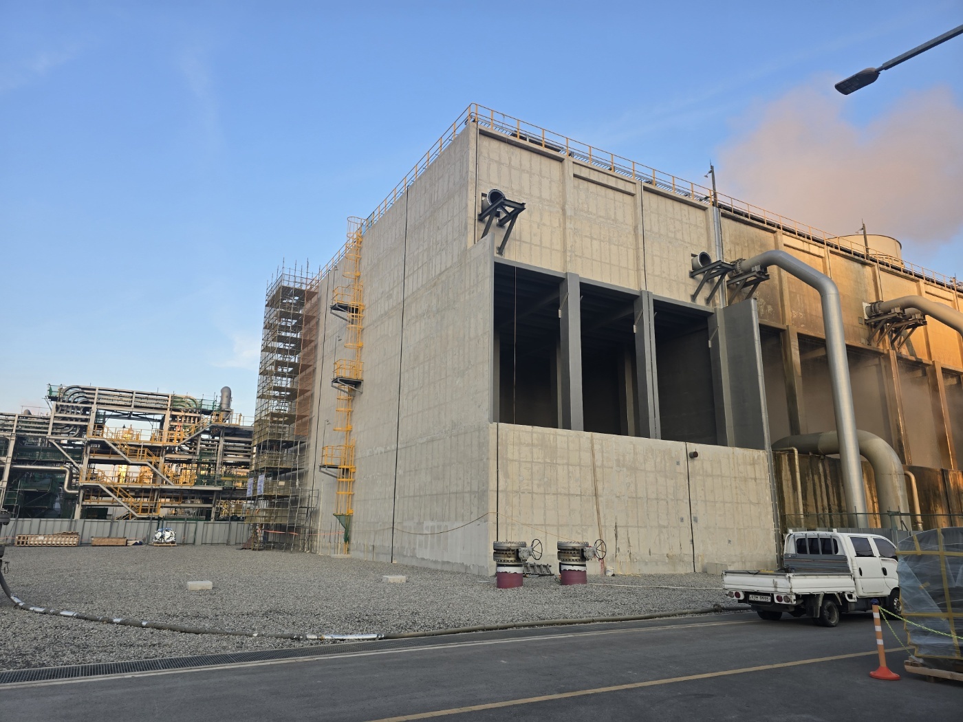 [플랜트] EVERGREEN FEED&UTILITY PROJECT(전남)중 건축토공사